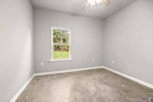 $1,750 | 18627 Greenwell Springs Road, Unit 2B, Central, LA 70739