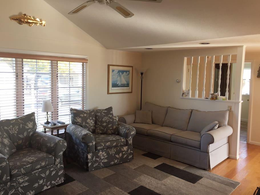 45 Surfside Road West Dennis, MA 02670 - Photo 12 of 19 slr