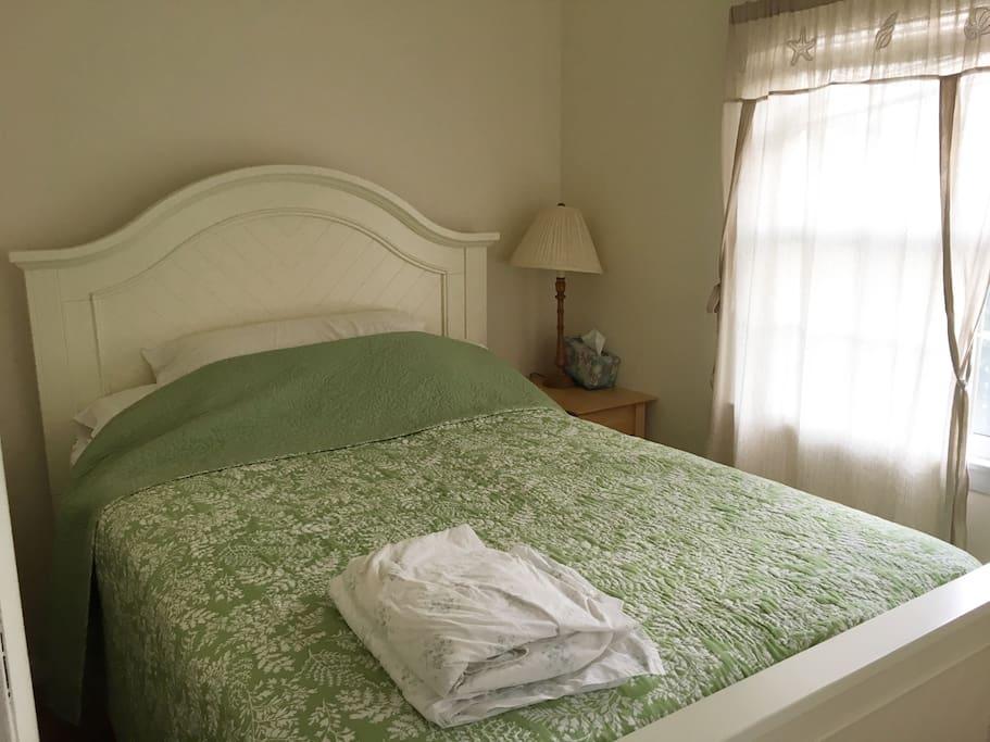 45 Surfside Road West Dennis, MA 02670 - Photo 16 of 19 sbed