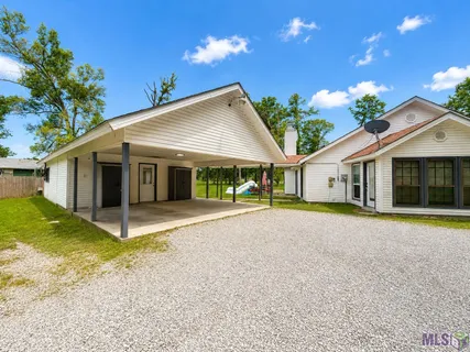 $450,000 | 31204 Dunn Road, Denham Springs, LA 70726