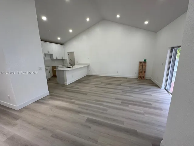 $4,300 | 8754 Northwest 149th Terrace, Miami Lakes, FL 33018