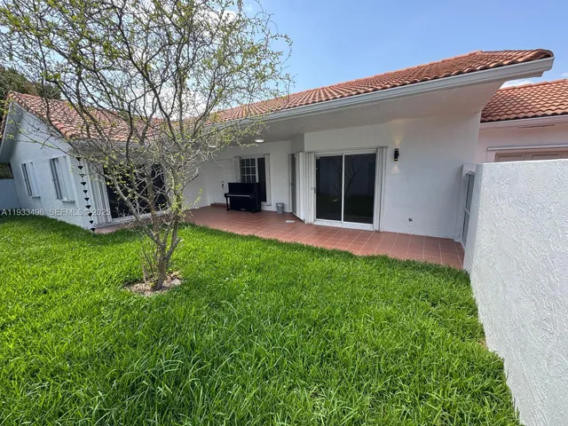 $4,300 | 8754 Northwest 149th Terrace, Miami Lakes, FL 33018