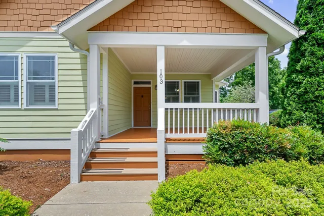 $355,000 | 11 Myra Place, Unit 103, Asheville, NC 28806