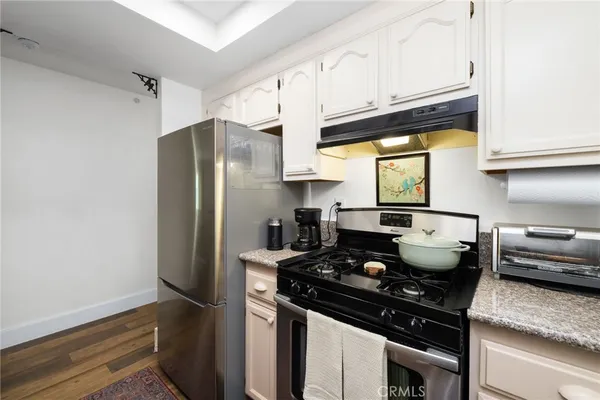 $380,000 | 21913 Belshire Avenue, Unit 12, Hawaiian Gardens, CA 90716