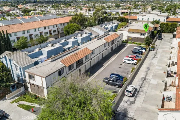 $380,000 | 21913 Belshire Avenue, Unit 12, Hawaiian Gardens, CA 90716
