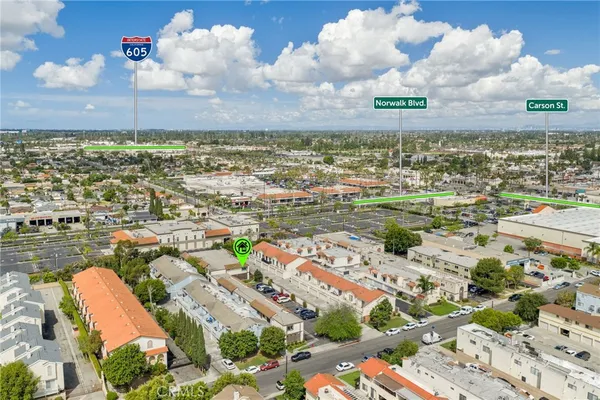$380,000 | 21913 Belshire Avenue, Unit 12, Hawaiian Gardens, CA 90716