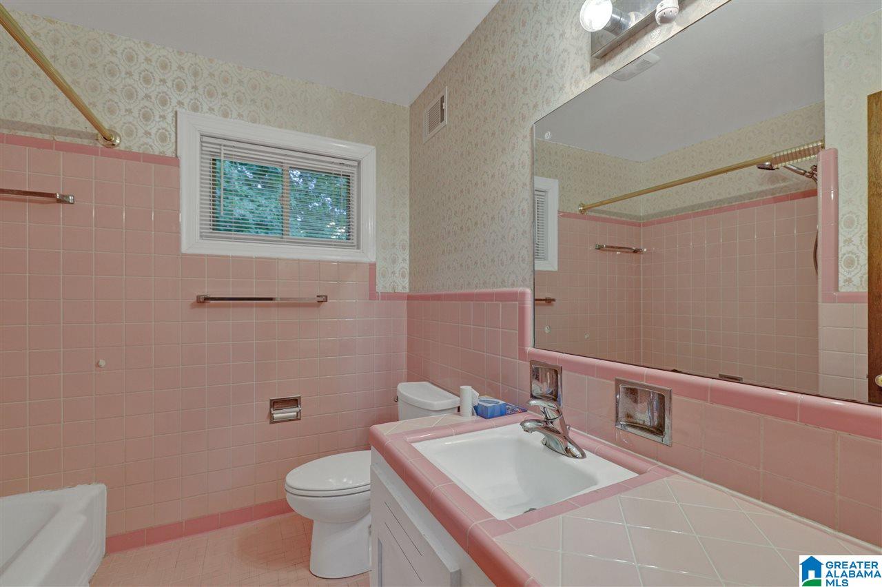 1164 Bowman Road Birmingham, AL 35235 - Photo 13 of 23