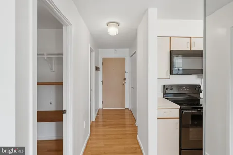 $269,000 | 2111 Wisconsin Avenue Northwest, Unit 524, Washington, DC 20007