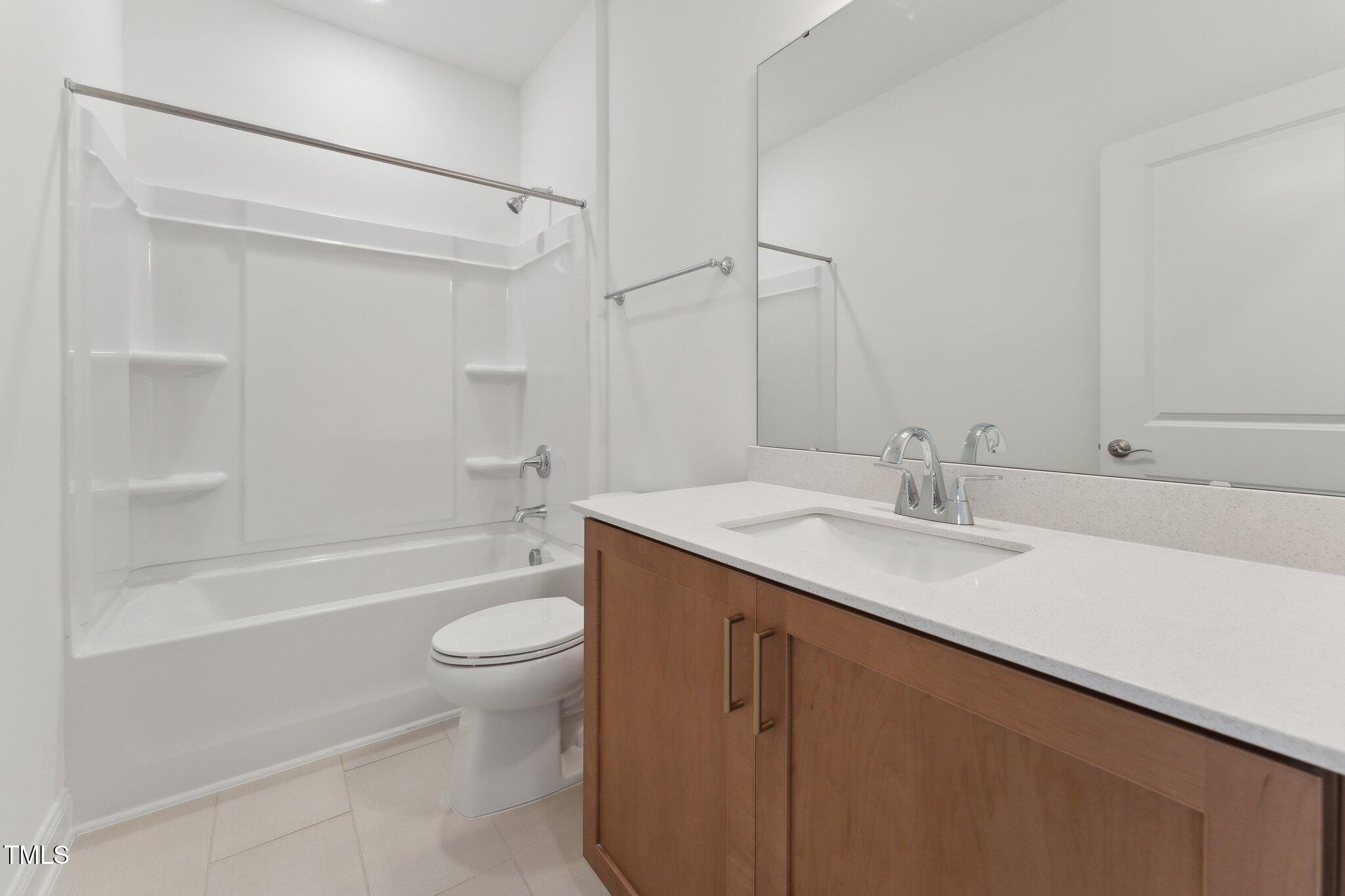 640 Gainer Drive, Unit 21 Raleigh, NC 27610 - Photo 22 of 27 21 guest bath up