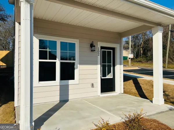 $1,550 | 3 Crown Street, LaGrange, GA 30240