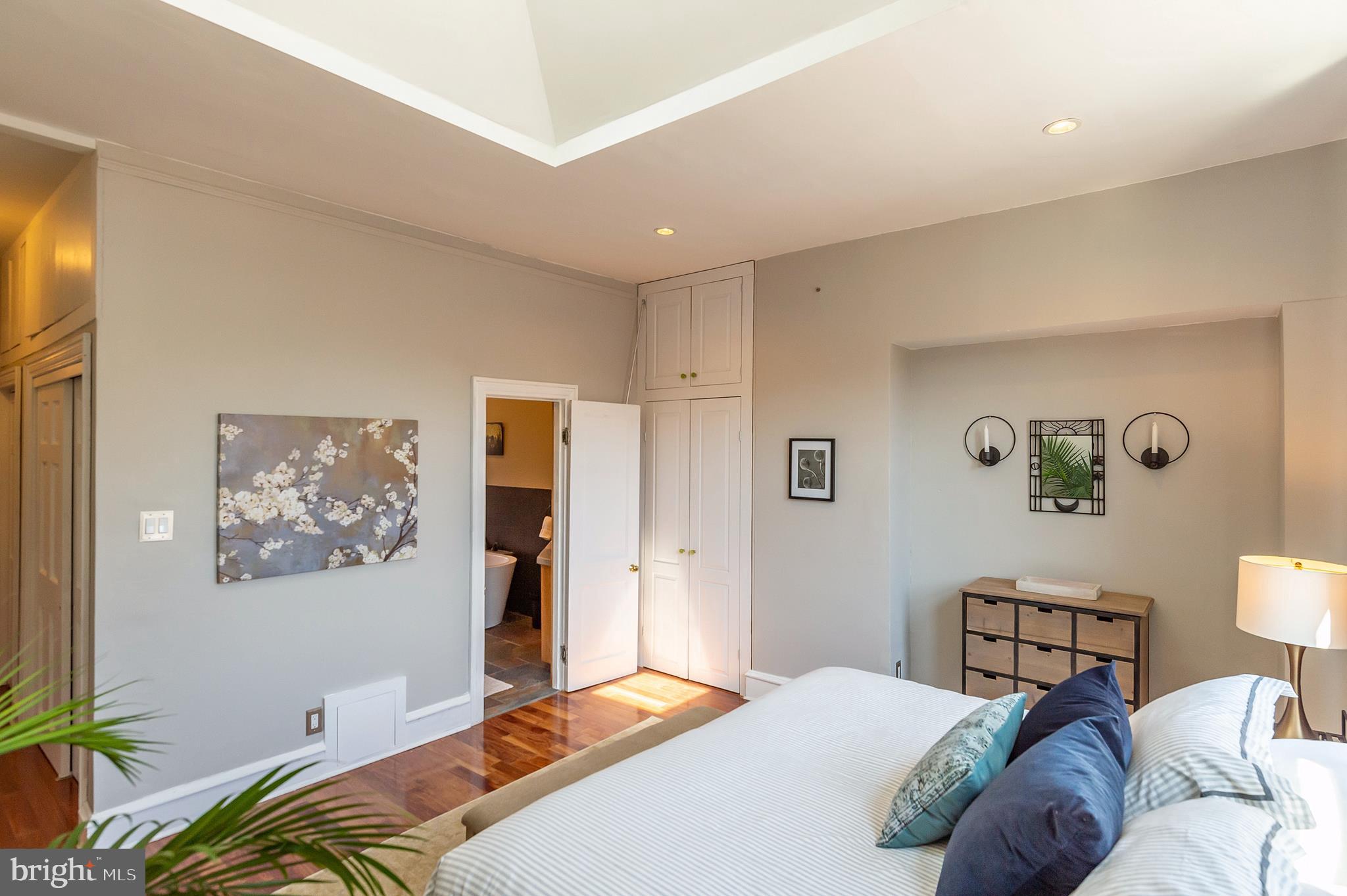 276 South 23rd Street Philadelphia, PA 19103 - Photo 22 of 32