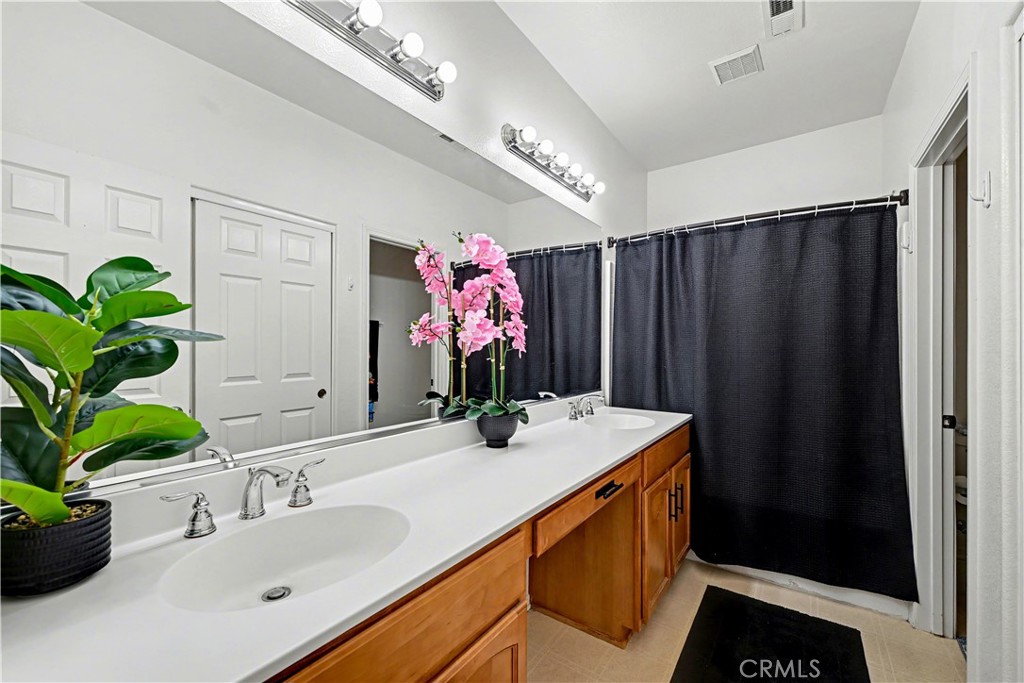 293 Reef Point Way, Unit 6 Oceanside, CA 92058 - Photo 20 of 30