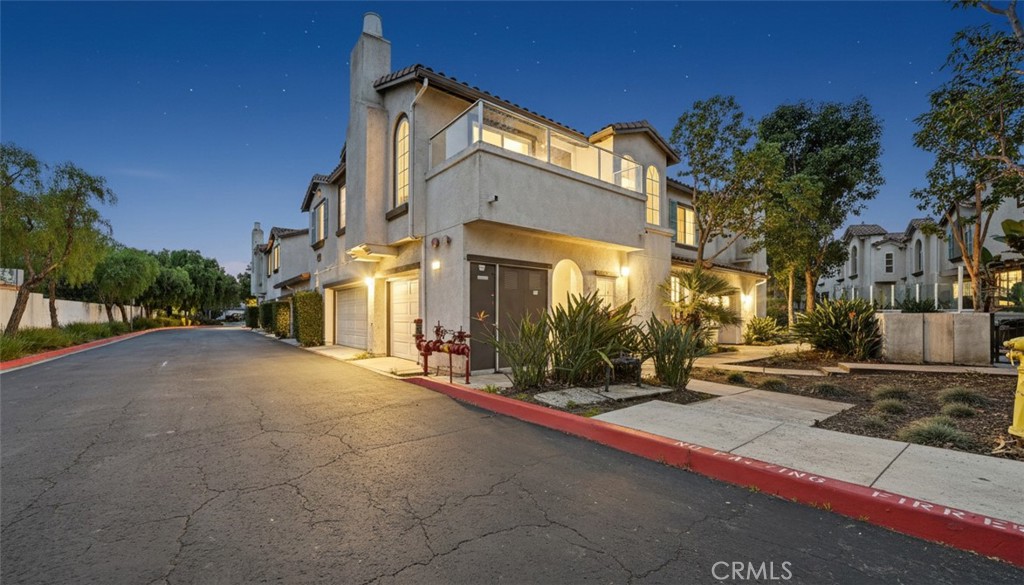 293 Reef Point Way, Unit 6 Oceanside, CA 92058 - Photo 2 of 30