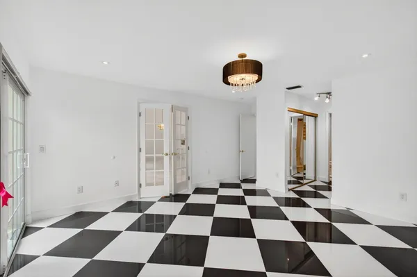 $598,500 | 6105 Via Laguna Lane, Boca Raton, FL 33433