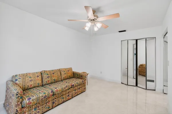 $598,500 | 6105 Via Laguna Lane, Boca Raton, FL 33433