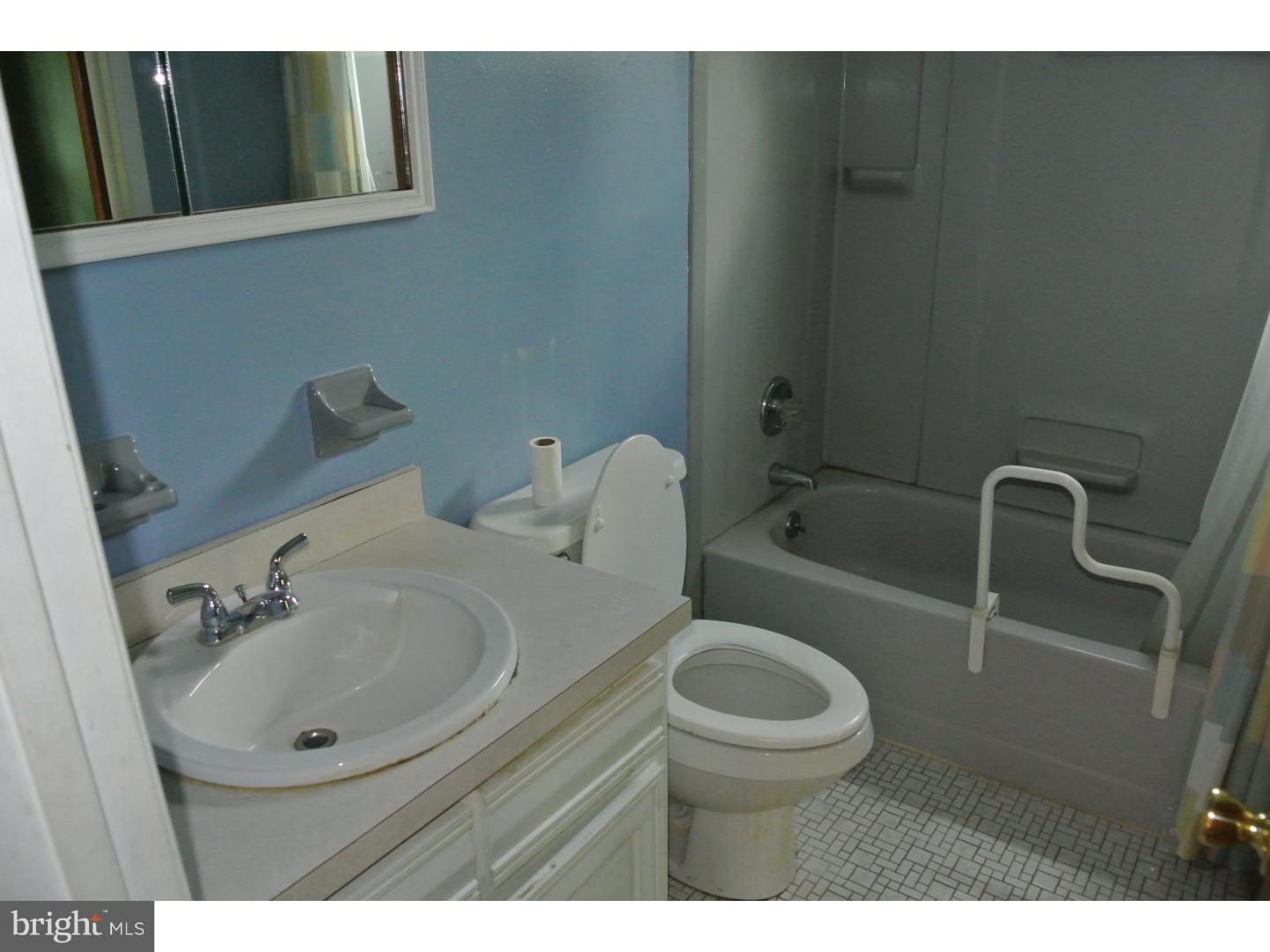 3300 Klockner Road Hamilton Square, NJ 08690 - Photo 11 of 19 Bathroom