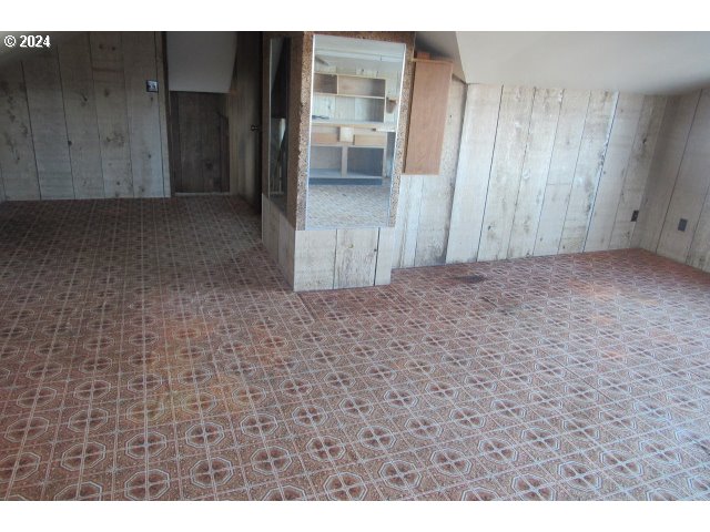 29820 Mary Street Gold Beach, OR 97444 - Photo 15 of 20