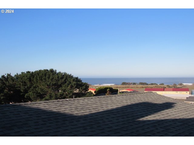 29820 Mary Street Gold Beach, OR 97444 - Photo 18 of 20