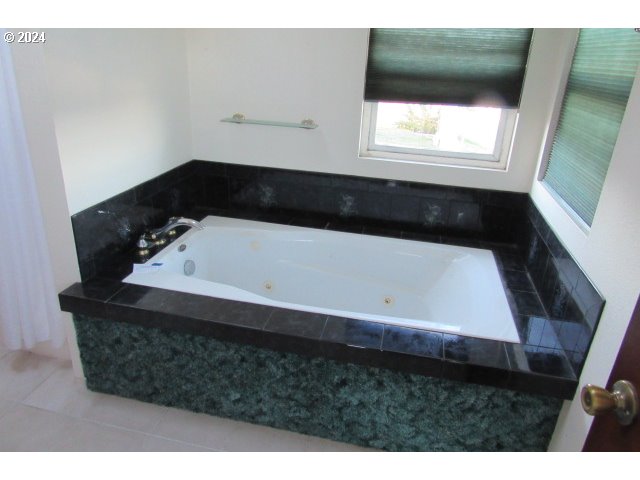 29820 Mary Street Gold Beach, OR 97444 - Photo 9 of 20