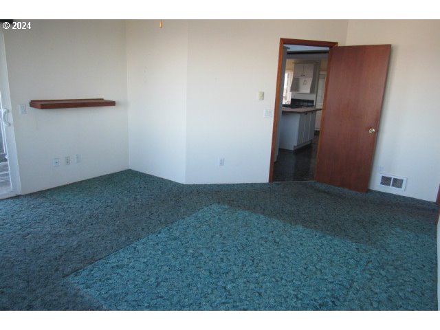 29820 Mary Street Gold Beach, OR 97444 - Photo 10 of 20