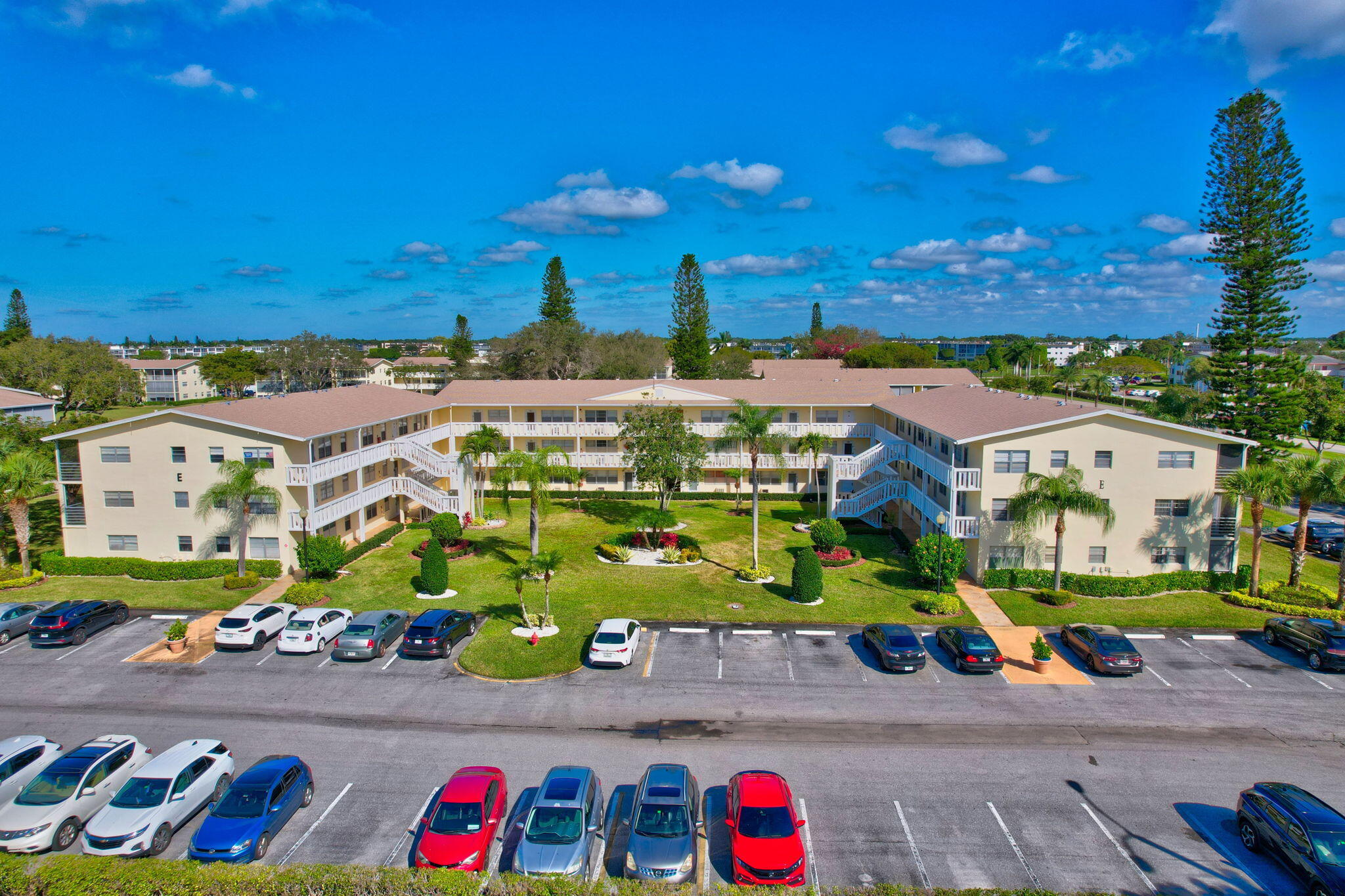 176 Dorset East, Unit E Boca Raton, FL 33434 - Photo 16 of 39 Aerial