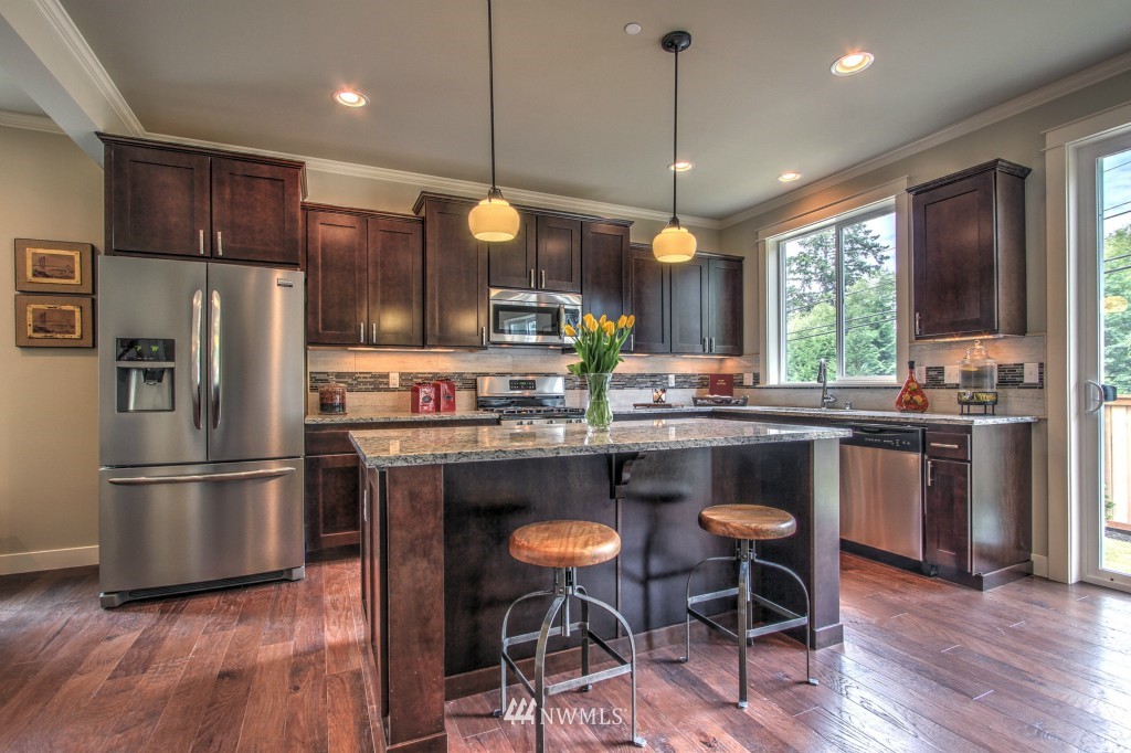 2319 196th Place Southeast, Unit 7 Bothell, WA 98012 - Photo 4 of 14 Gallery Image 4