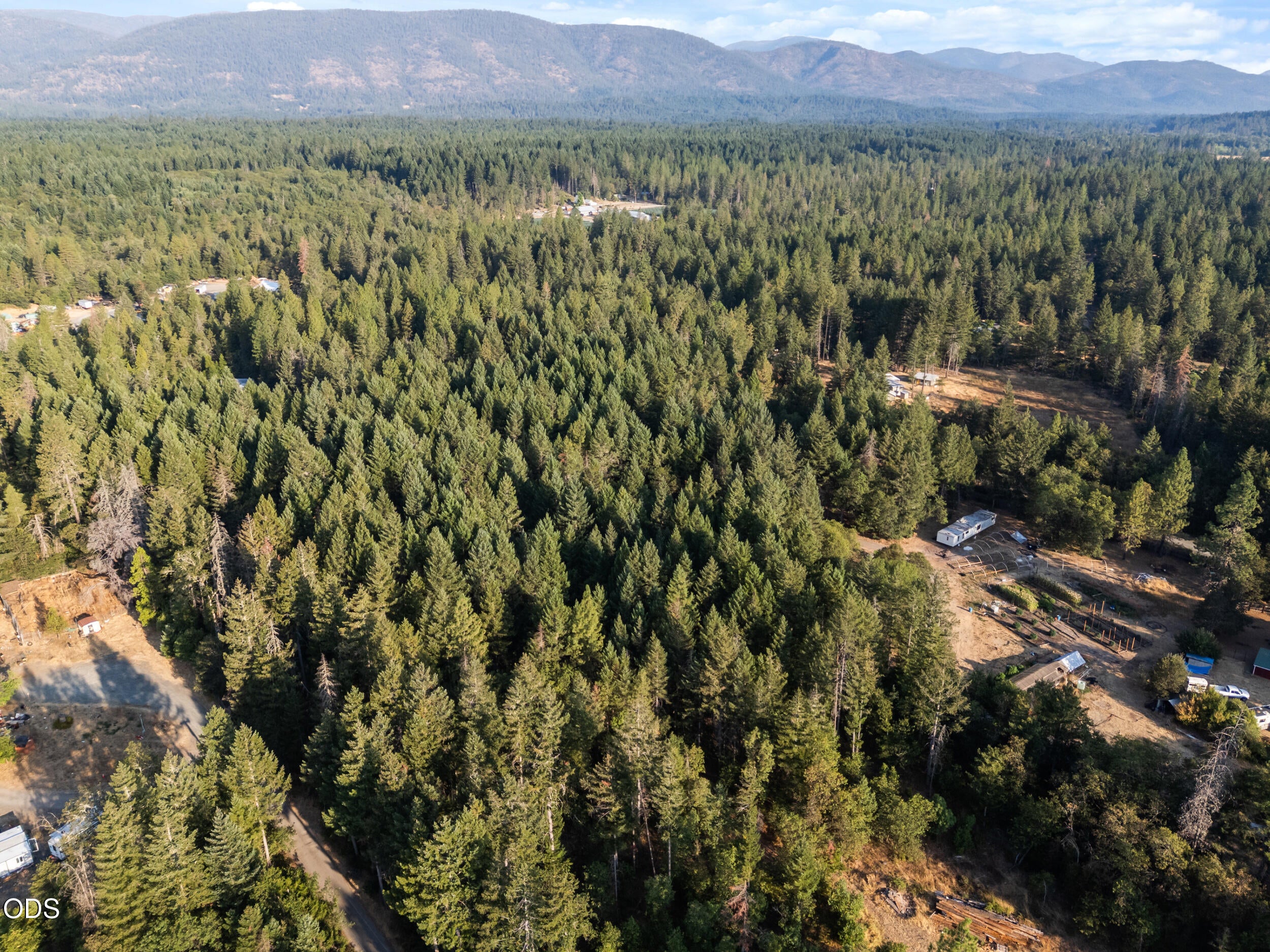 3580 Rockydale Road Cave Junction, OR 97523 - Photo 35 of 39 Gallery Image 35