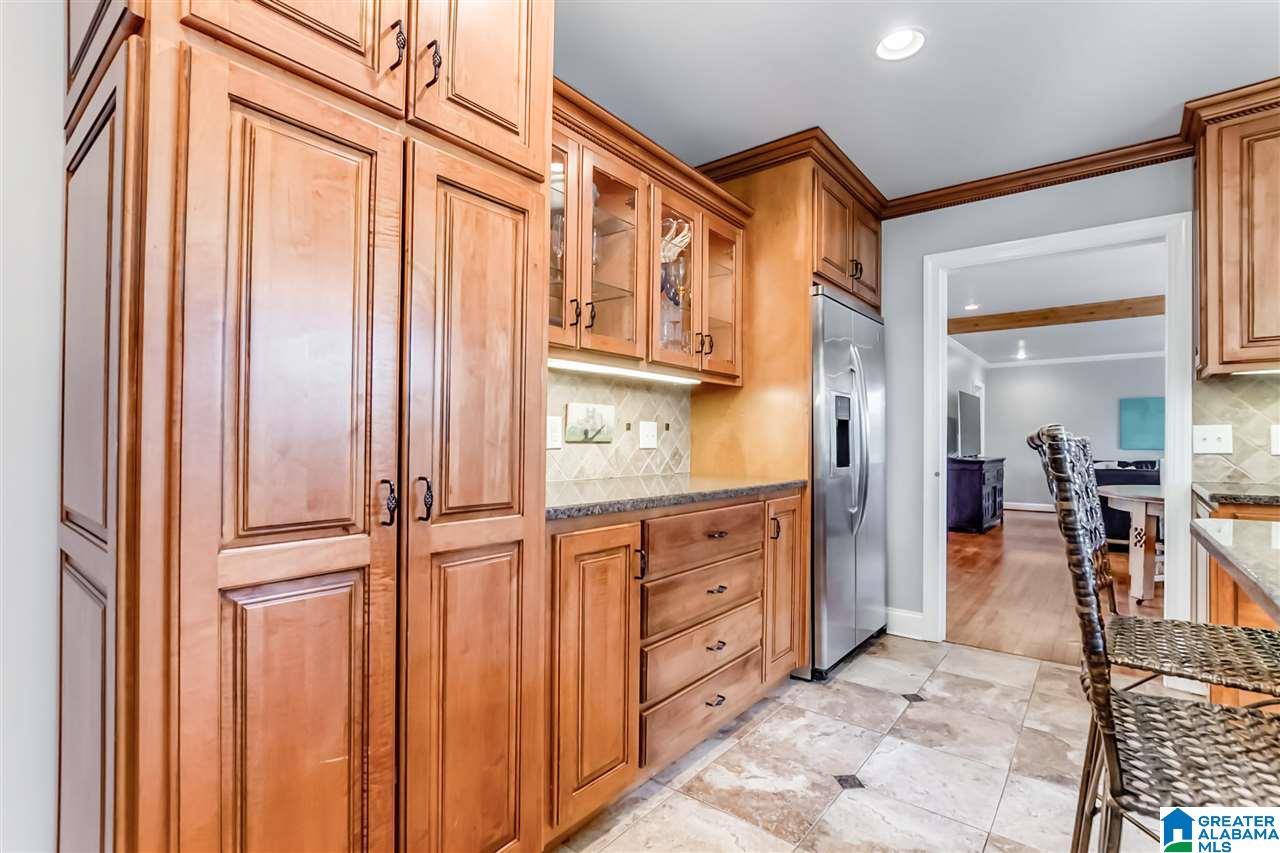 2445 Shades Crest Road Birmingham, AL 35216 - Photo 13 of 47