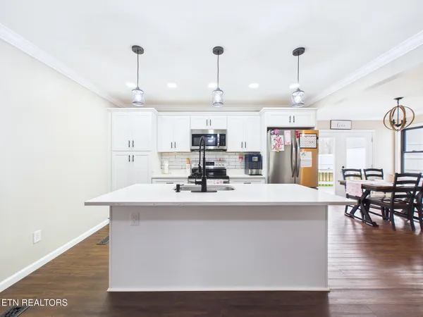 $449,000 | 1313 English Lane, Athens, TN 37303
