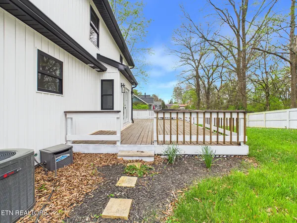 $449,000 | 1313 English Lane, Athens, TN 37303