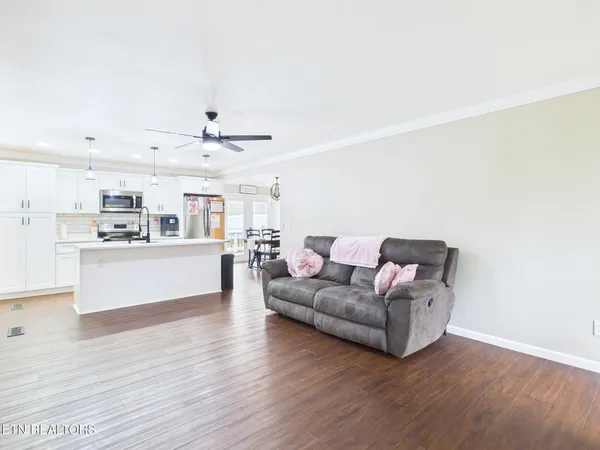 $449,000 | 1313 English Lane, Athens, TN 37303