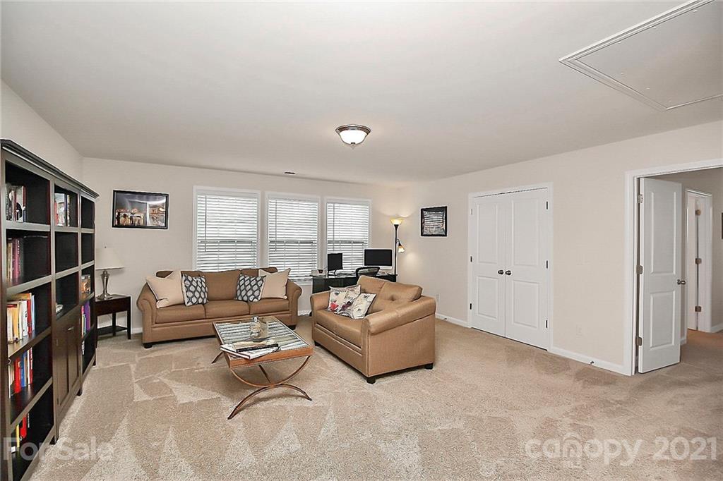 6012 Oakmere Road Waxhaw, NC 28173 - Photo 22 of 41 Gallery Image 22