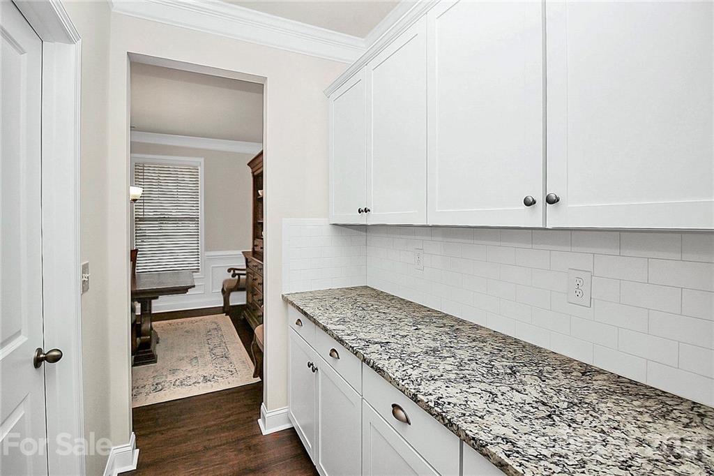 6012 Oakmere Road Waxhaw, NC 28173 - Photo 6 of 41 Gallery Image 6