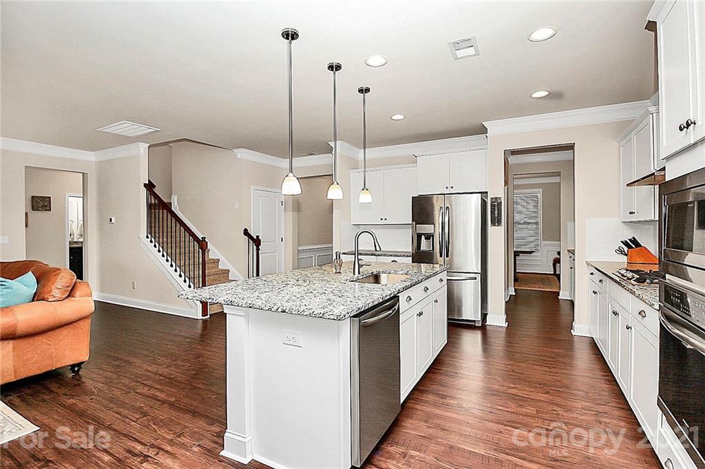 6012 Oakmere Road Waxhaw, NC 28173 - Photo 9 of 41 Gallery Image 9