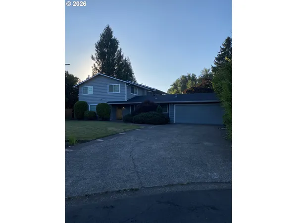 $850,000 | 2850 Riviera Court, Springfield, OR 97477