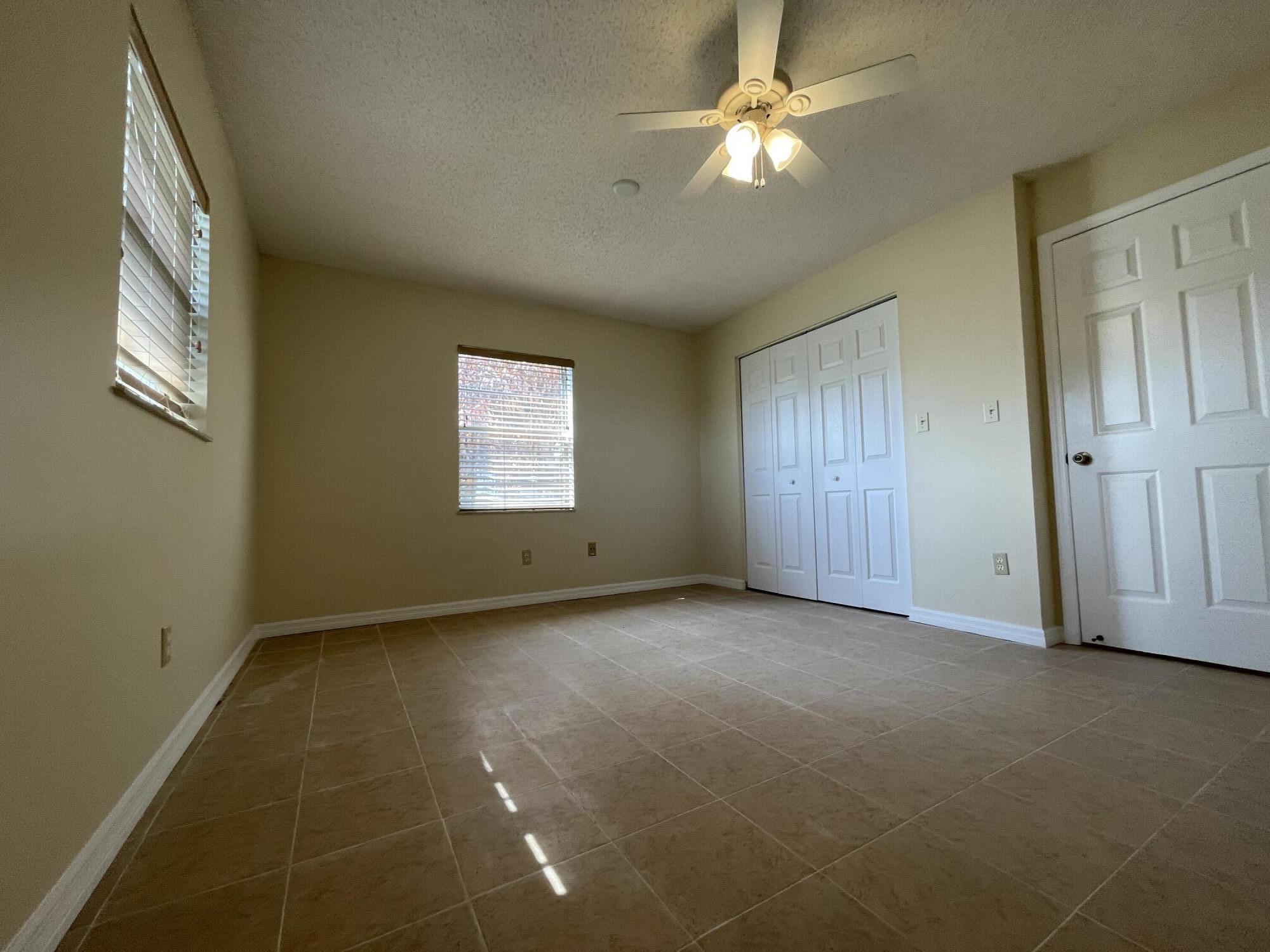 3101 Ave T Fort Pierce, FL 34947 - Photo 13 of 24 IMG_6547