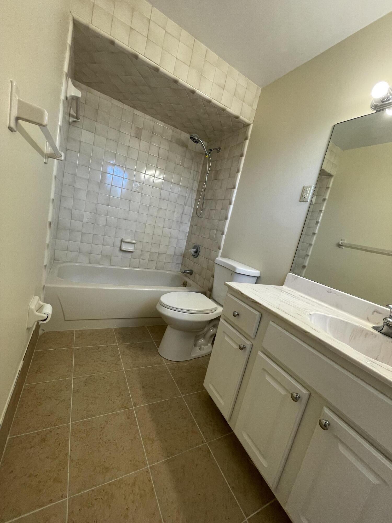 3101 Ave T Fort Pierce, FL 34947 - Photo 14 of 24 IMG_6548