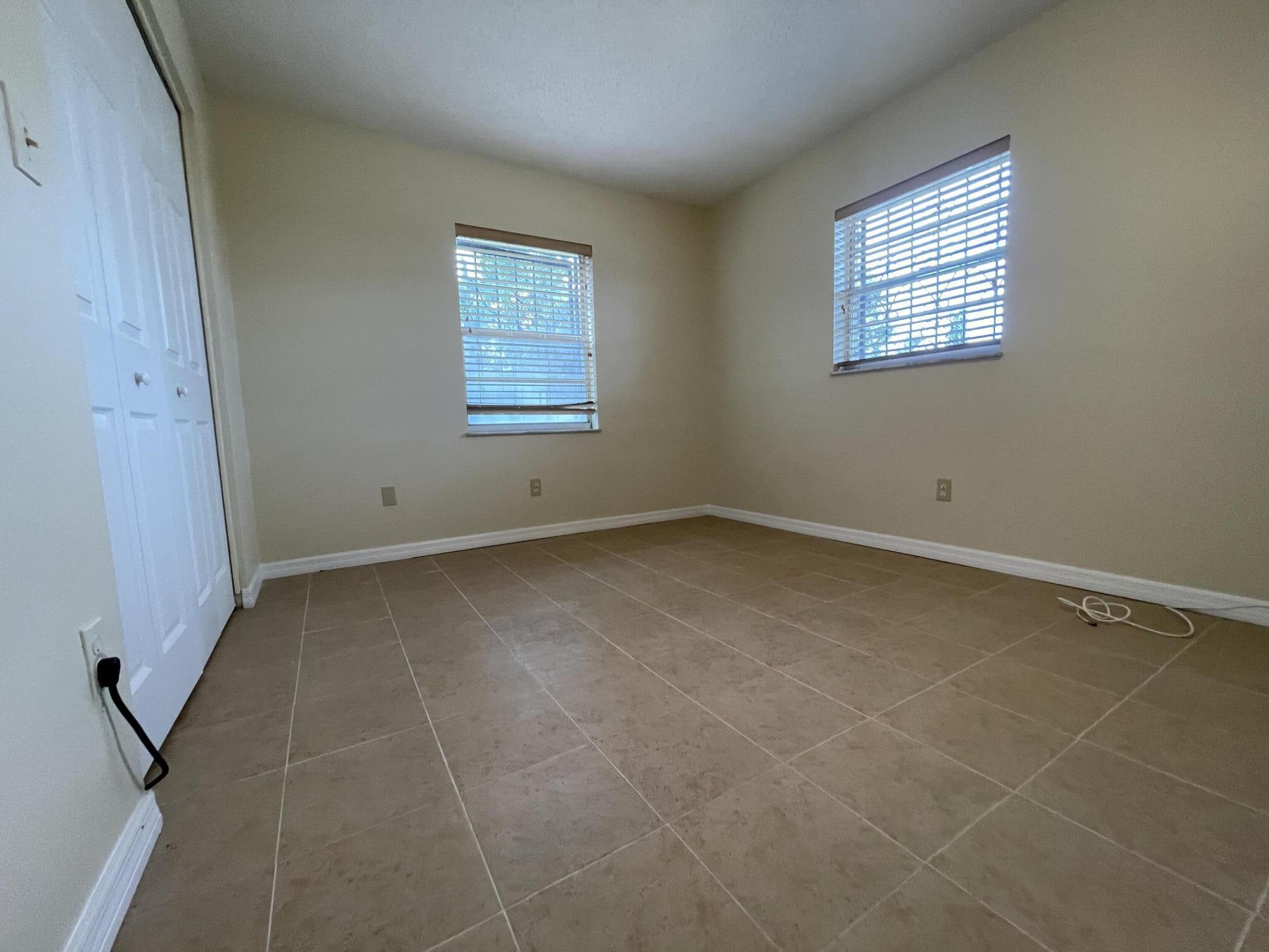3101 Ave T Fort Pierce, FL 34947 - Photo 16 of 24 IMG_6554
