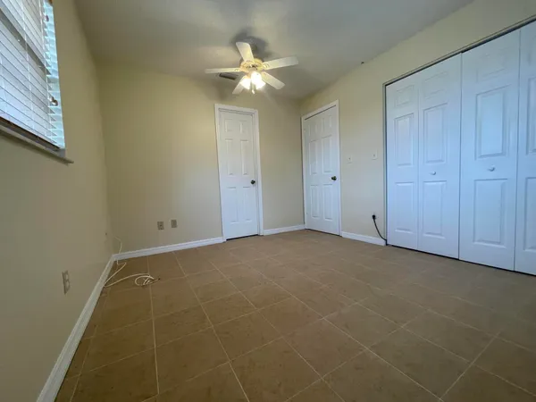 $2,100 | 3101 Ave T, Fort Pierce, FL 34947