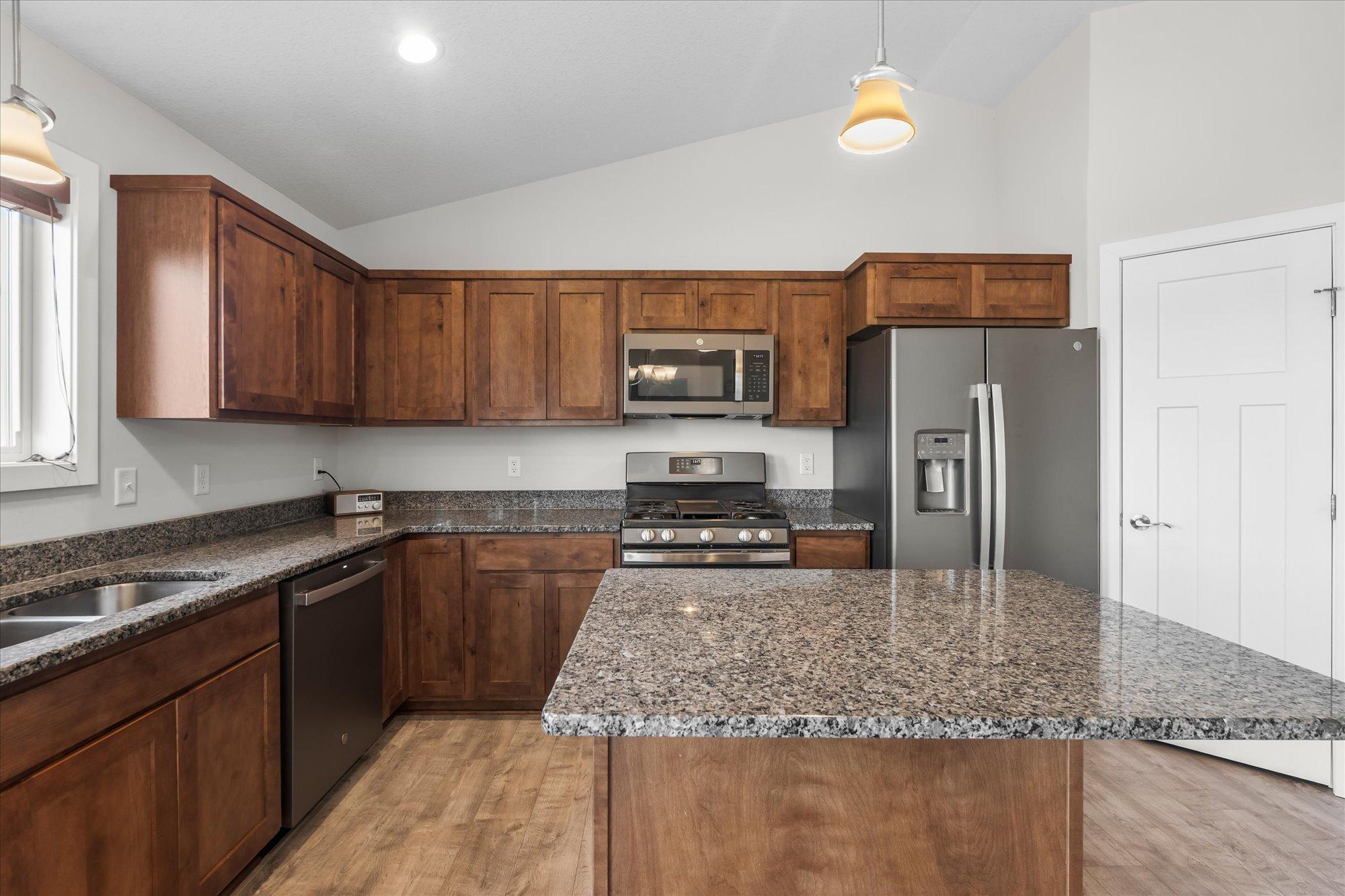 309 Walnut Lane Somerset, WI 54025 - Photo 11 of 48