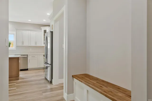 $549,900 | 19014 Amherst Lane, Evansville, IN 47725