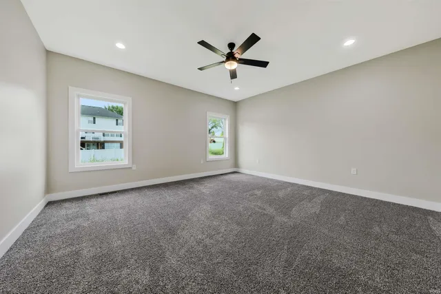 $549,900 | 19014 Amherst Lane, Evansville, IN 47725