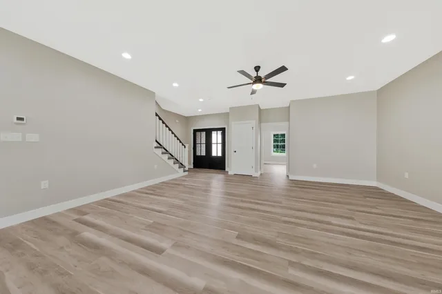 $549,900 | 19014 Amherst Lane, Evansville, IN 47725