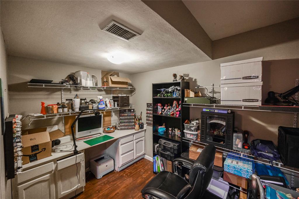 32 Rue Maison Abilene, TX 79605 - Photo 22 of 40 a room with storage and utility