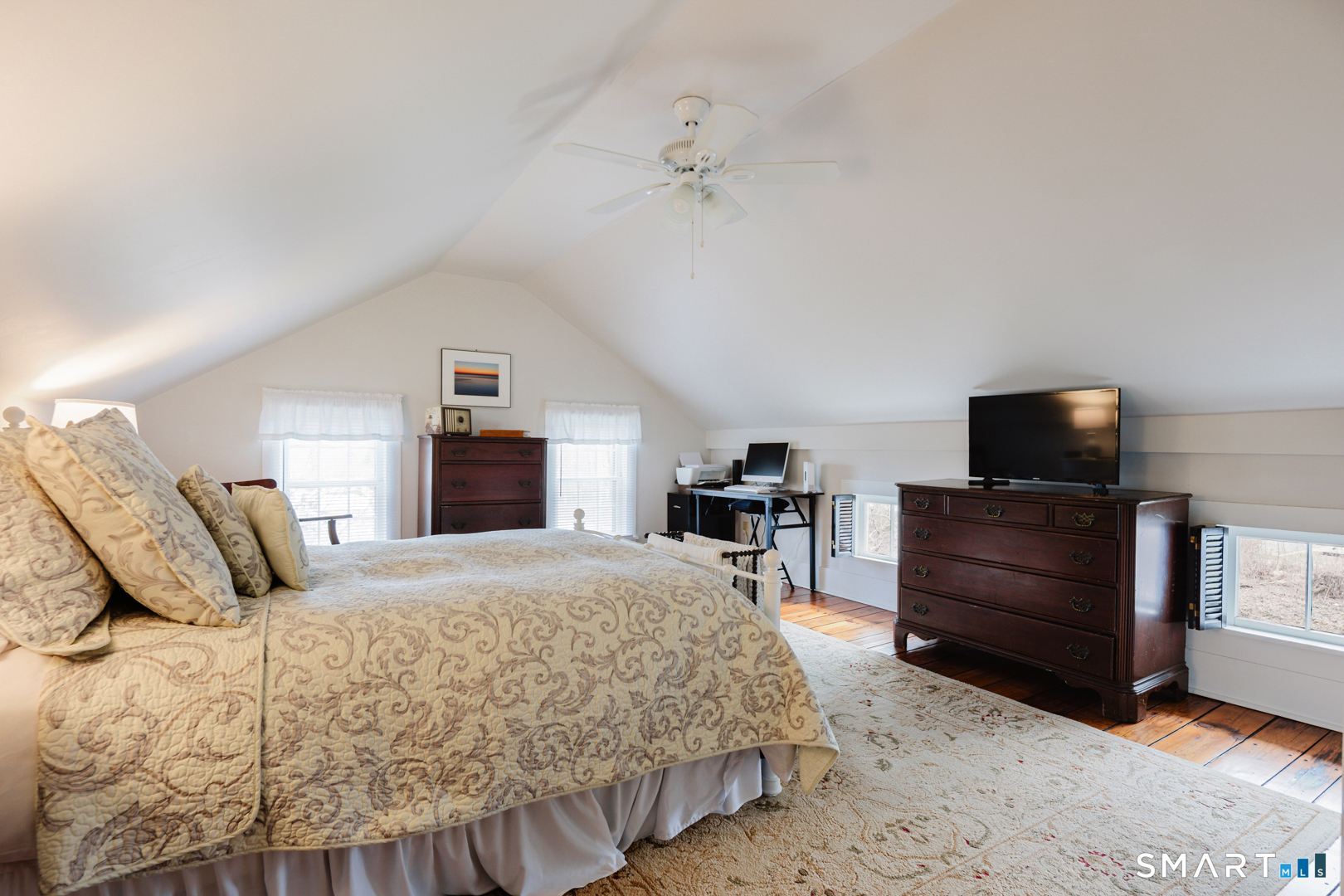 8 Hawleyville Road Bethel, CT 06801 - Photo 19 of 37