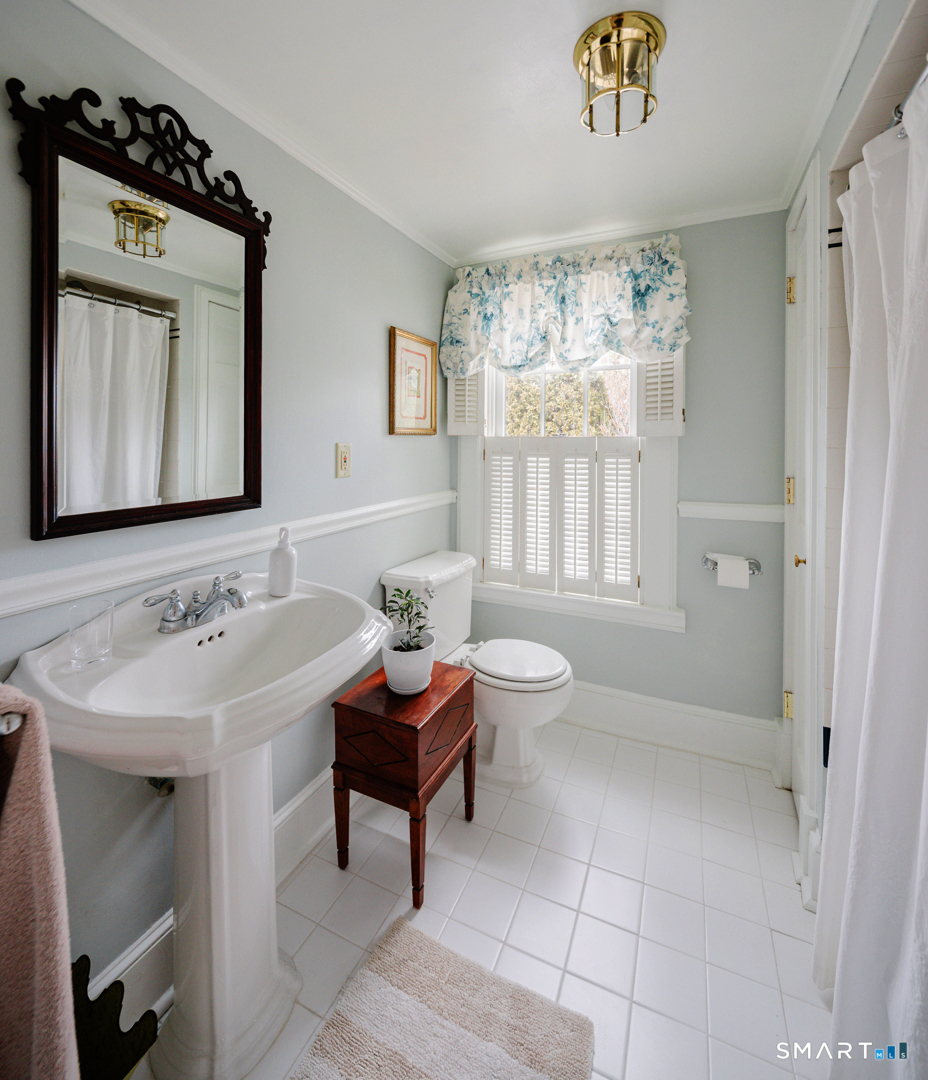 8 Hawleyville Road Bethel, CT 06801 - Photo 20 of 37