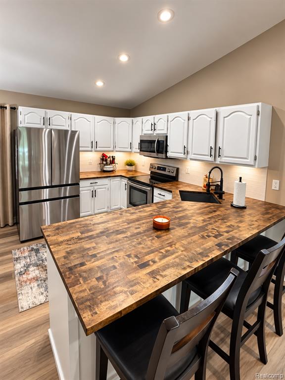3519 Hannaman Road Columbiaville, MI 48421 - Photo 4 of 19 Gallery Image 4