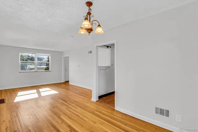 $180,000 | 10225 East 14th Avenue, Aurora, CO 80010