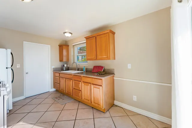 $1,365,000 | 947 Cheltenham Road, Santa Barbara, CA 93105