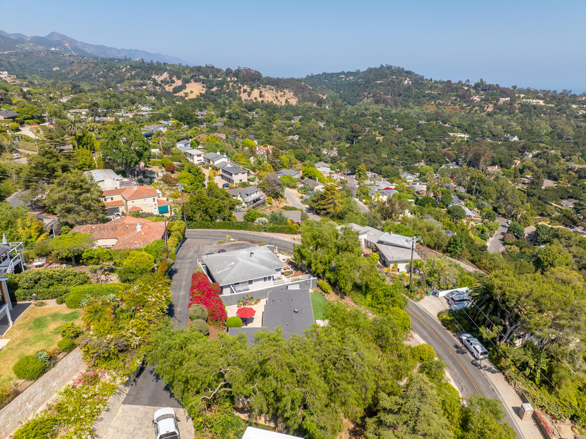 947 Cheltenham Road Santa Barbara, CA 93105 - Photo 27 of 29 DJI_0048